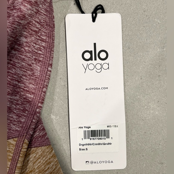 ALO Yoga Leggings - Picture 5 of 7